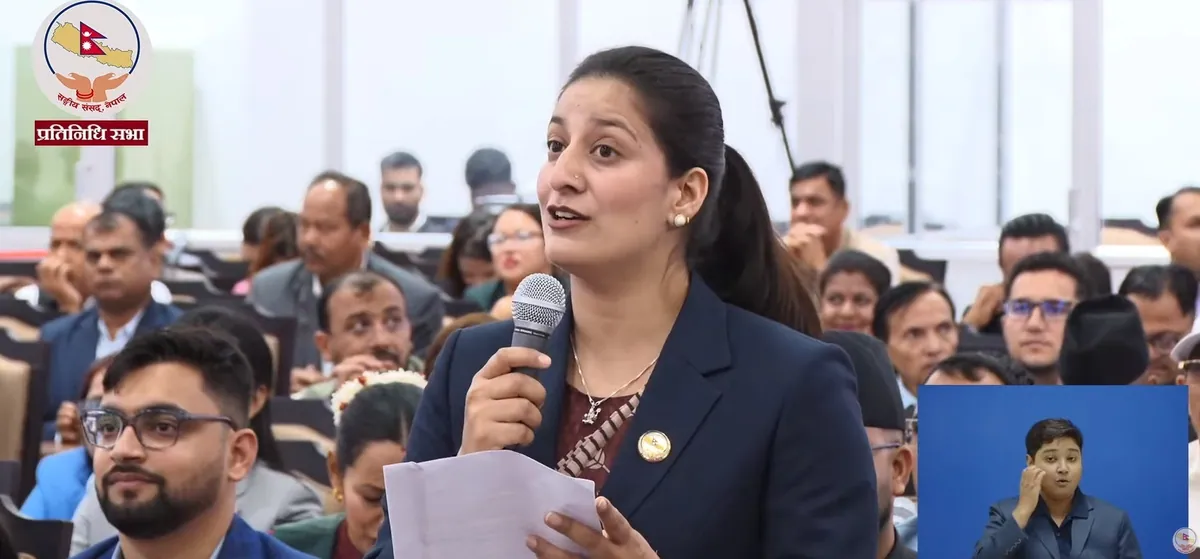 दसैँ नजिकिँदा आन्तरिक हवाई भाडा महँगो, संसद्मा सरकारको ध्यानाकर्षण