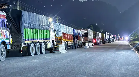 All vehicles to ply Prithvi Highway from 1pm today
