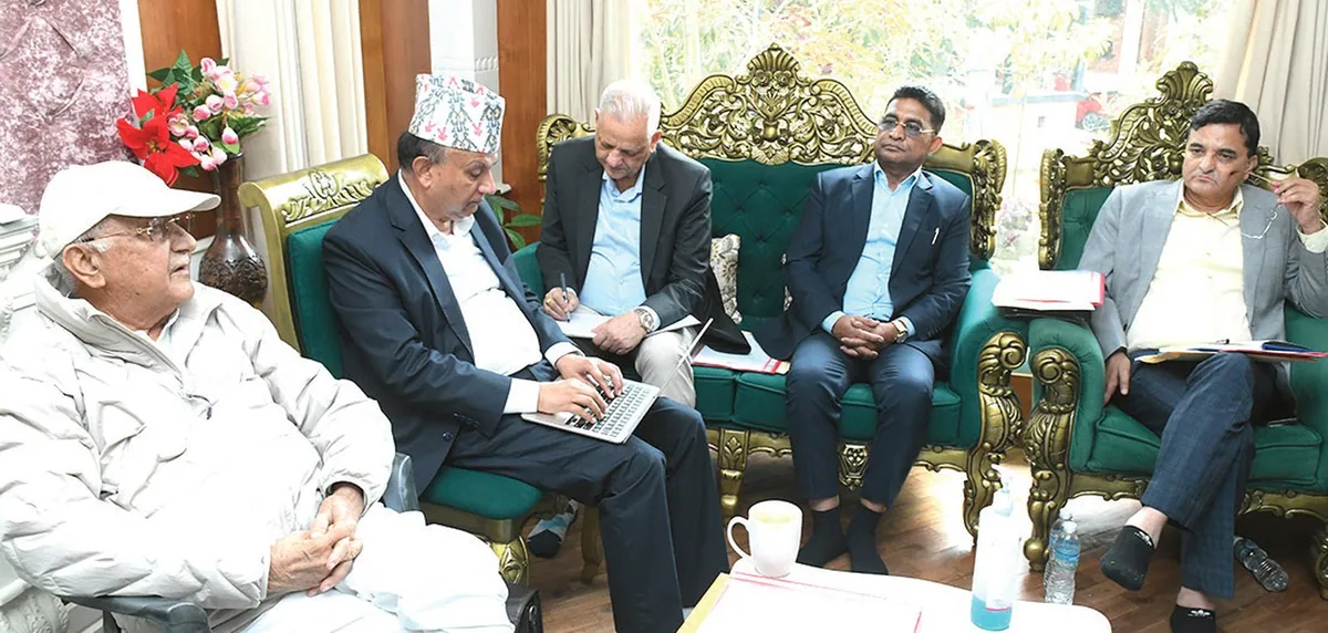 नेकपा एमालेको कार्यदल बैठक गुन्डुमा बसेको छ। अध्यक्ष केपी शर्मा ओलीको निवासमा छलफल भएको हो। पार्टी पुनर्गठनबारे नेताहरूबीच कुराकानी भएको छ।