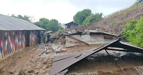 पाल्पाको माथागढीमा पहिरोले घर पुरिँदा एक जनाको मृत्यु, तीन जना बेपत्ता