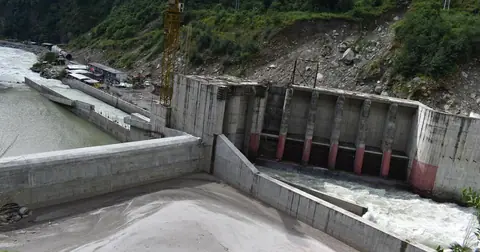 छुजुङ खोला जलविद्युत् आयोजनामा माछापुच्छ्रे बैंकको अगुवाइमा ९ अर्ब ऋण