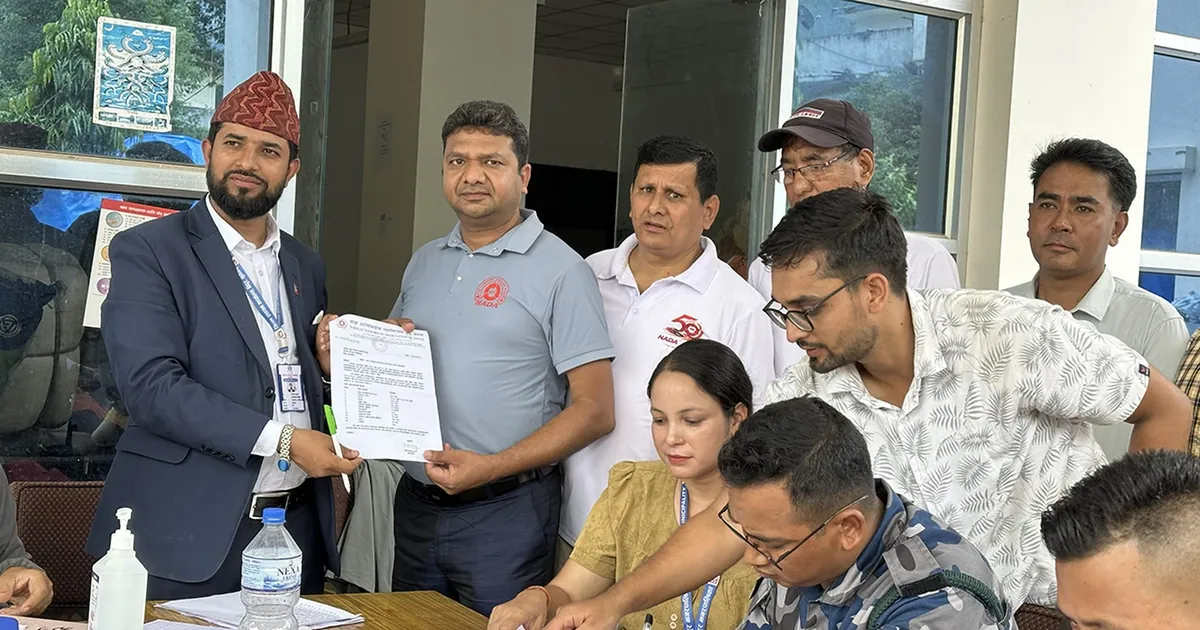 बाढी प्रभावितलाई चिनियाँ संस्था र नाडाबाट राहत सामग्री