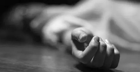 बागलुङको निसीखोलामा पहिरोले घर पुरिँदा आमा र तीन छोराको मृत्यु