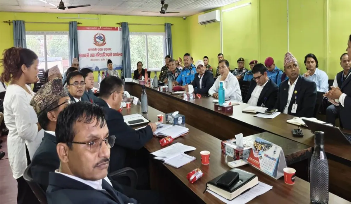 कर्णाली, सुदूरपश्चिम र लुम्बिनीमा लामो दूरीका सवारी दिउँसै पनि रोकिए