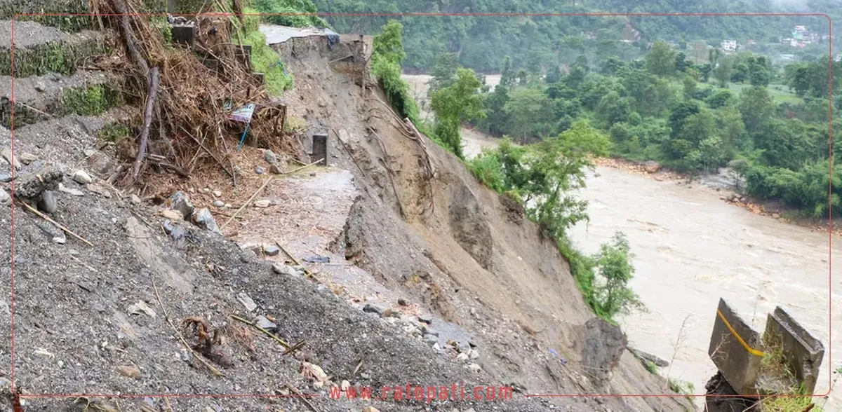 पृथ्वी राजमार्गको बाङ्गे र कृष्णभिरमा फेरि पहिरो, नारायणगढ–मुग्लिन आज पनि बन्द