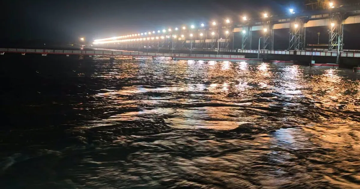 कोशी ब्यारेजमा रातो बत्ती, सप्तकोशी खतराको तहमा