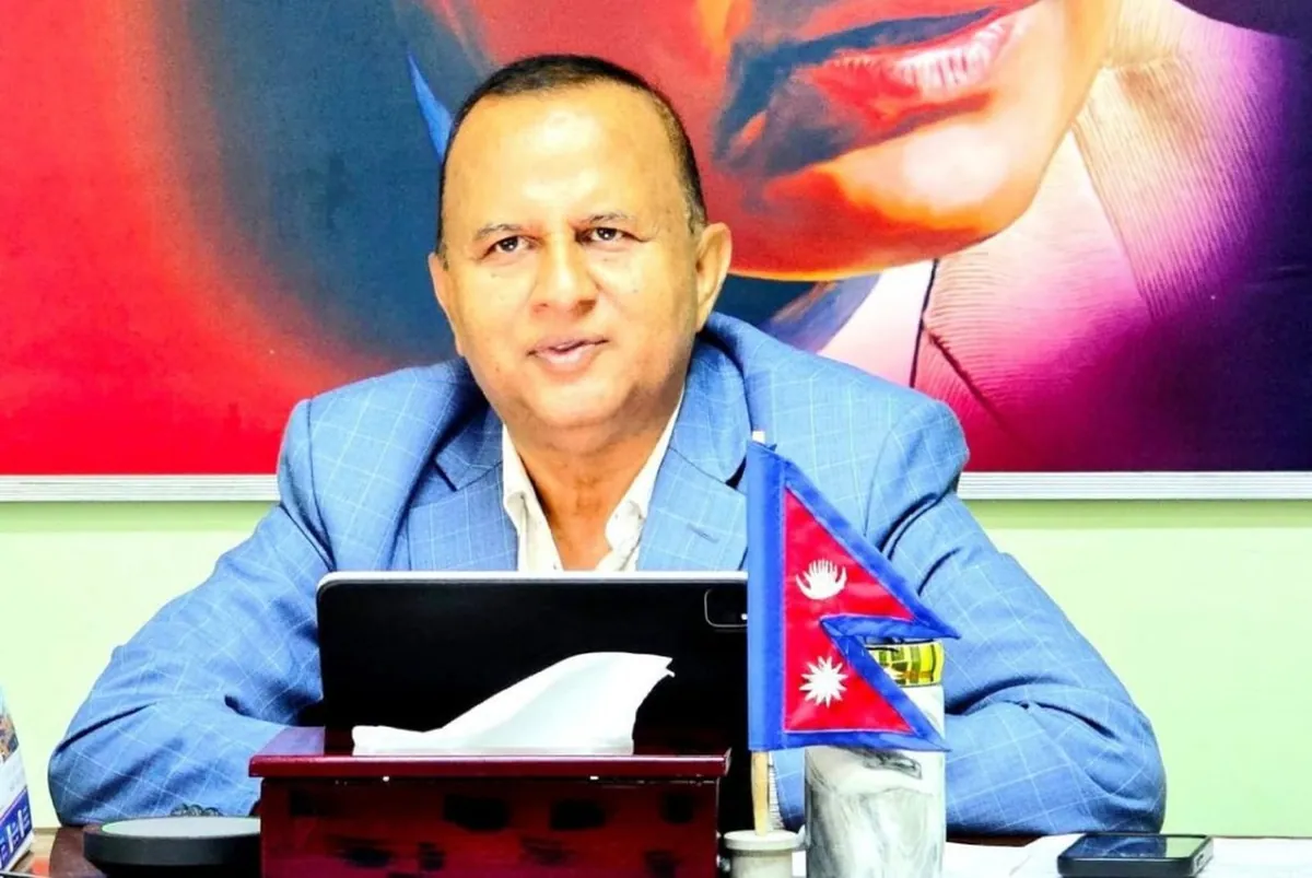 नेकपा एमालेले संविधान दिवस भव्य रूपमा मनाउने भएको छ। रचनात्मक कार्यक्रम गर्न मातहतका कमिटीलाई निर्देशन दिइएको छ। महासचिव शङ्कर पोखरेलले पत्राचार गरेका छन्।