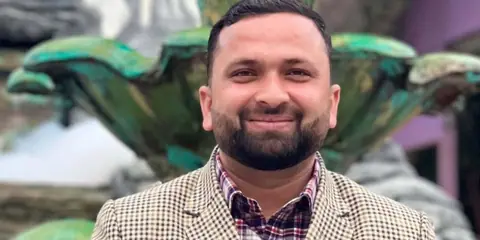 कांग्रेस: केन्द्रीय सदस्य भट्टविरुद्ध उमेरसम्बन्धी उजुरी, जिल्ला अधिवेशन जारी