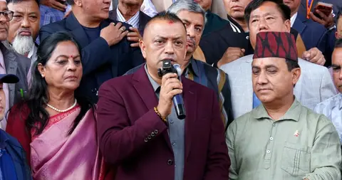 इतिहासको ब्याज खाएर बस्दैनौँ, आजैदेखि कांग्रेस बदल्छौँ: सभापति गगन थापा