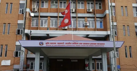 Financial authority of three local units revoked, accounts frozen over unimplemented transfer orders