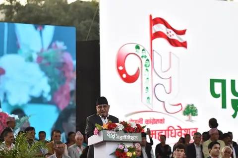 कांग्रेस महाधिवेशनमा प्रचण्ड: अब क्रमभंगको पालो गगन थापा र रवि लामिछानेको