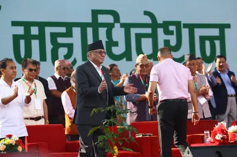 कांग्रेस पेसागततर्फ केन्द्रीय सदस्यमा केदारनरसिंह केसी सबैभन्दा धेरै मत ल्याएर निर्वाचित