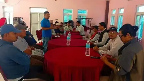 थारू समुदायले कात्तिक १ गते दसैँको ढिक्री पूजा गर्ने