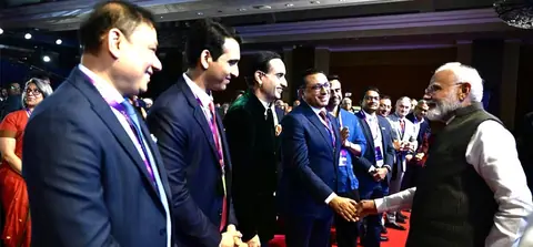 नयाँदिल्लीमा अर्थमन्त्री वाग्ले र भारतीय प्रधानमन्त्री मोदीबीच भेटवार्ता