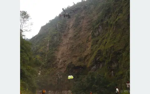 Beni–Jomsom–Korala road blocked for a week; drones carry diesel for repairs, apple farmers in distress