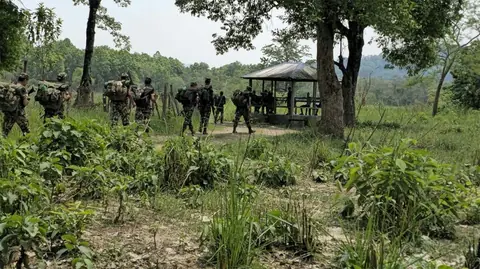 चाडपर्वमा चोरीसिकार रोक्न चितवन निकुञ्जमा ३५ स्पाई क्यामेरा