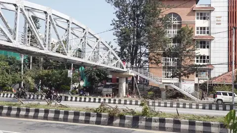 बबरमहलको आकाशे पुल निर्माण अन्तिम चरणमा, असोज २८ देखि सञ्चालनमा ल्याउने लक्ष्य