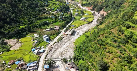 बाढीपहिरोले विद्यालय क्षति, बागलुङका १,२९७ बालबालिकाको पढाइ प्रभावित