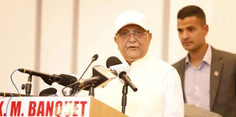 पुस्तान्तरण विधि, प्रक्रिया र योग्यताका आधारमा क्रमशः हुन्छ: एमाले अध्यक्ष ओली
