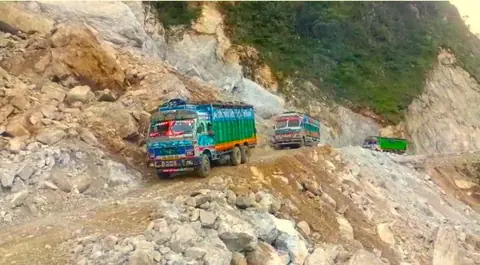 पहिरोले अवरुद्ध कालीगण्डकी करिडोर पुनः सञ्चालनमा