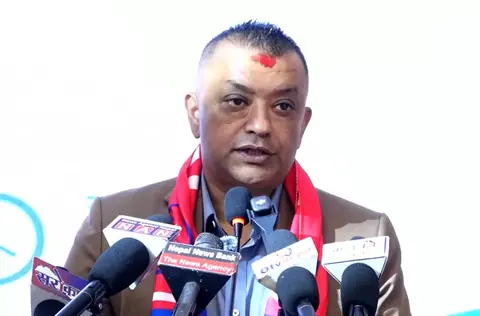 विपत्तिमा परेका परिवारलाई साथ दिँदै दसैँ मनाउन कांग्रेस सभापति गगन थापाको आग्रह