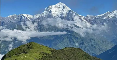 मौसम सुधारिएपछि धौलागिरि आरोहण पुनः सुरु