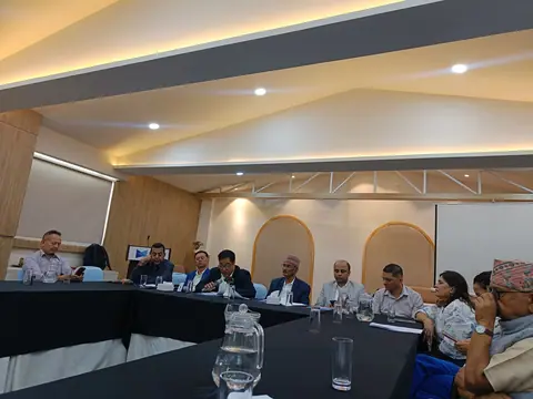 निजी मेडिकल कलेजको शुल्क बढाउने माग र विदेशी विद्यार्थी कोटा बहस