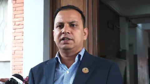 प्रहरी पोसाक खरिद: उपसमितिमा प्रहरीले बुझायो एक बोरा विवरण, मङ्सिर २० भित्र प्रतिवेदन बुझाउने तयारी