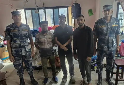 अवैध रूपमा नेपाल प्रवेश गरी काठमाडौँमा लुकेर बसेका १० विदेशी पक्राउ