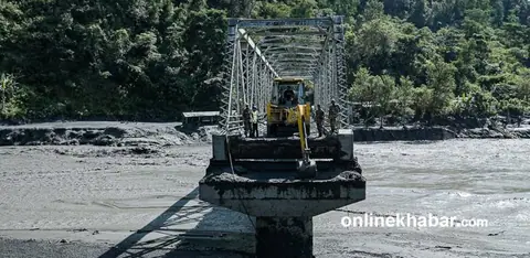 बूढीगण्डकी बाढी अपडेट: आरुघाटमा सेनाले बेलिब्रिज जोड्न थाल्यो, एक दर्जन खानेपानी आयोजनामा क्षति