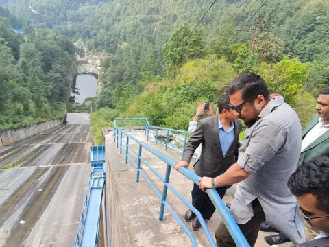Energy minister Shrestha inspects Kulekhani dam, says it is currently risk-free