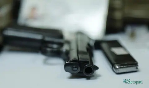 काठमाडौँको काँडाघारीमा प्रहरीले गोली चलाएर लुटेरा समूहका तीन जना पक्राउ