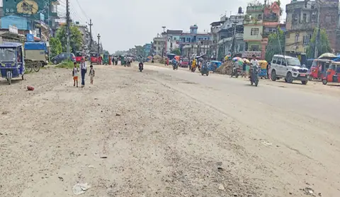 कमला–ढल्केबर–पथलैया सडक विस्तार: धेरै समय बित्यो, काम थोरै
